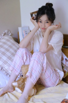 性感比基尼泳装泳衣女