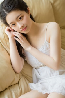 美丽的姑娘视频在线观看播放